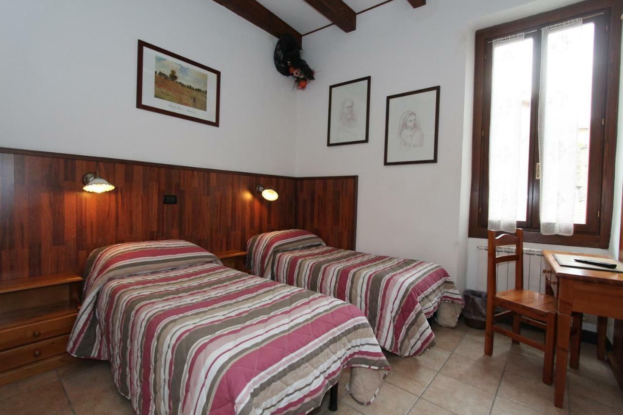 Albergo Santo Spirito Molini di Triora Exterior foto